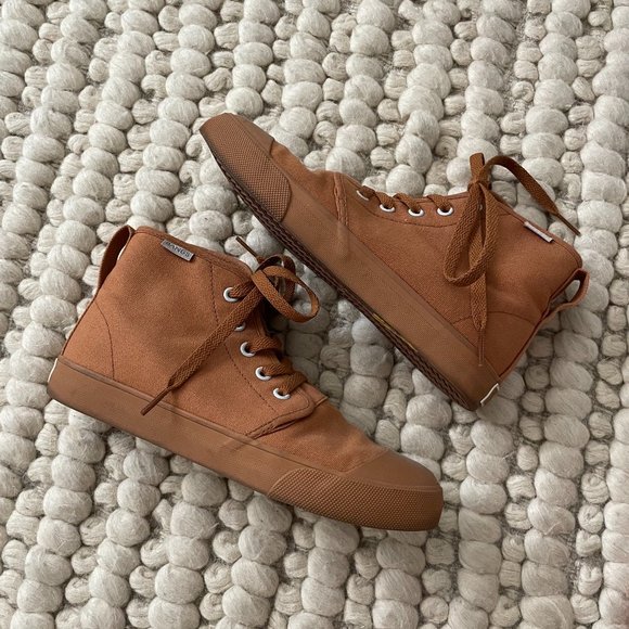 BANGS Shoes - BANGS Sahara Sand High Top Vegan Size 6.5